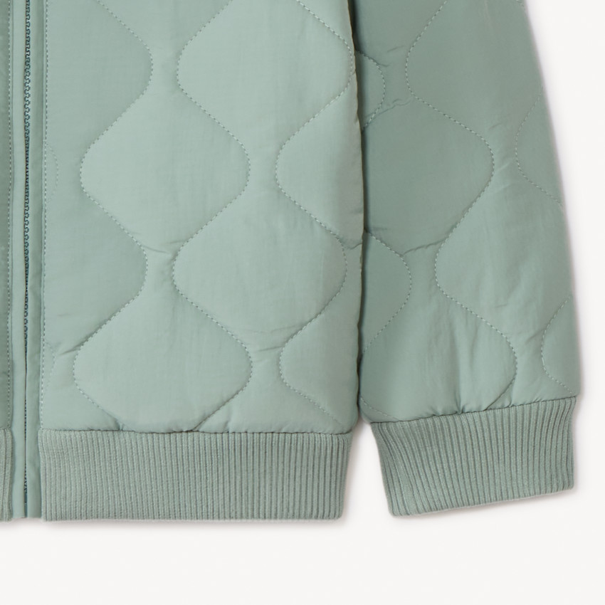 Cazadora acolchada con parches bordados para niño 