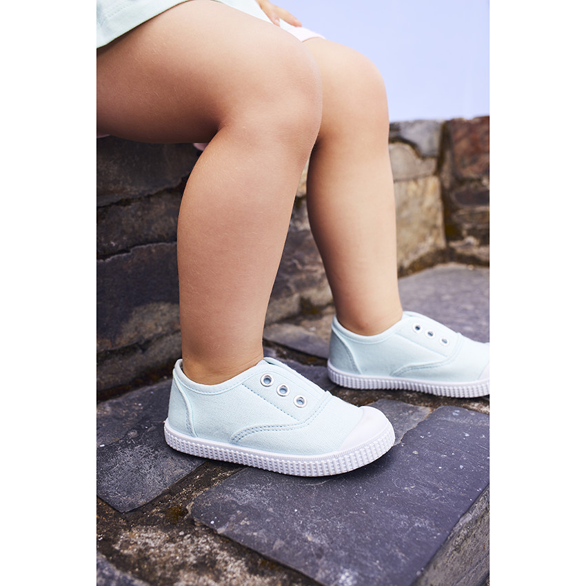Zapatillas bajas de lona con lengüeta elástica para bebé niña 