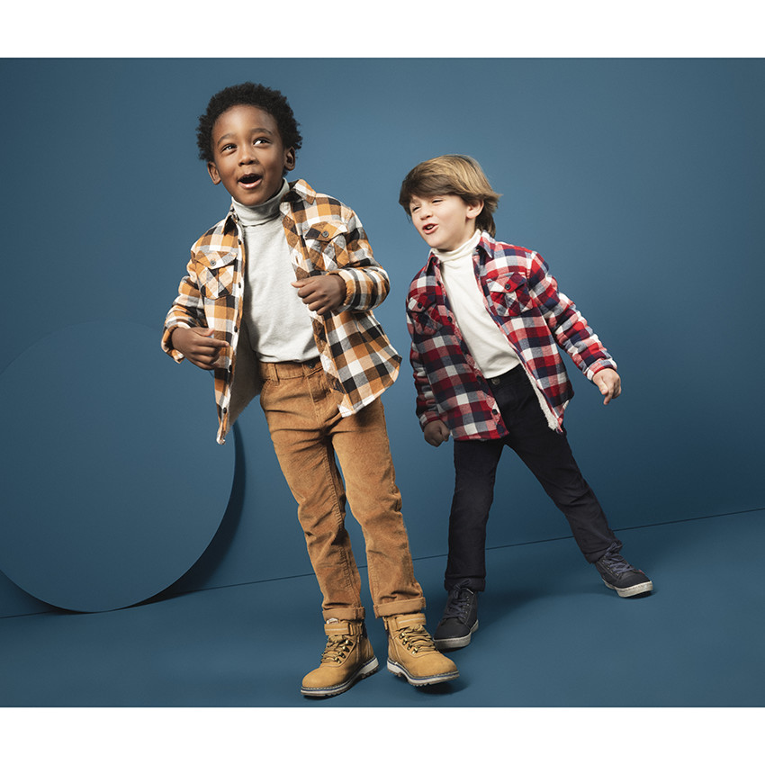 Botines efecti cuero camel con forro de borreguillo 