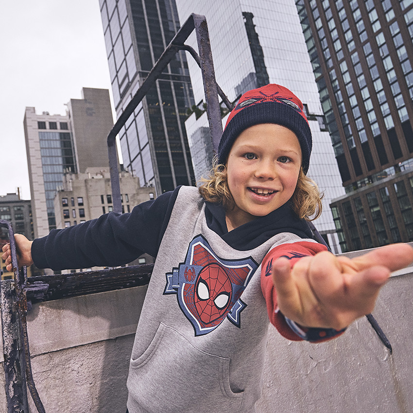 Gorro Spider-Man Marvel con lentejuelas mágicas para niño 