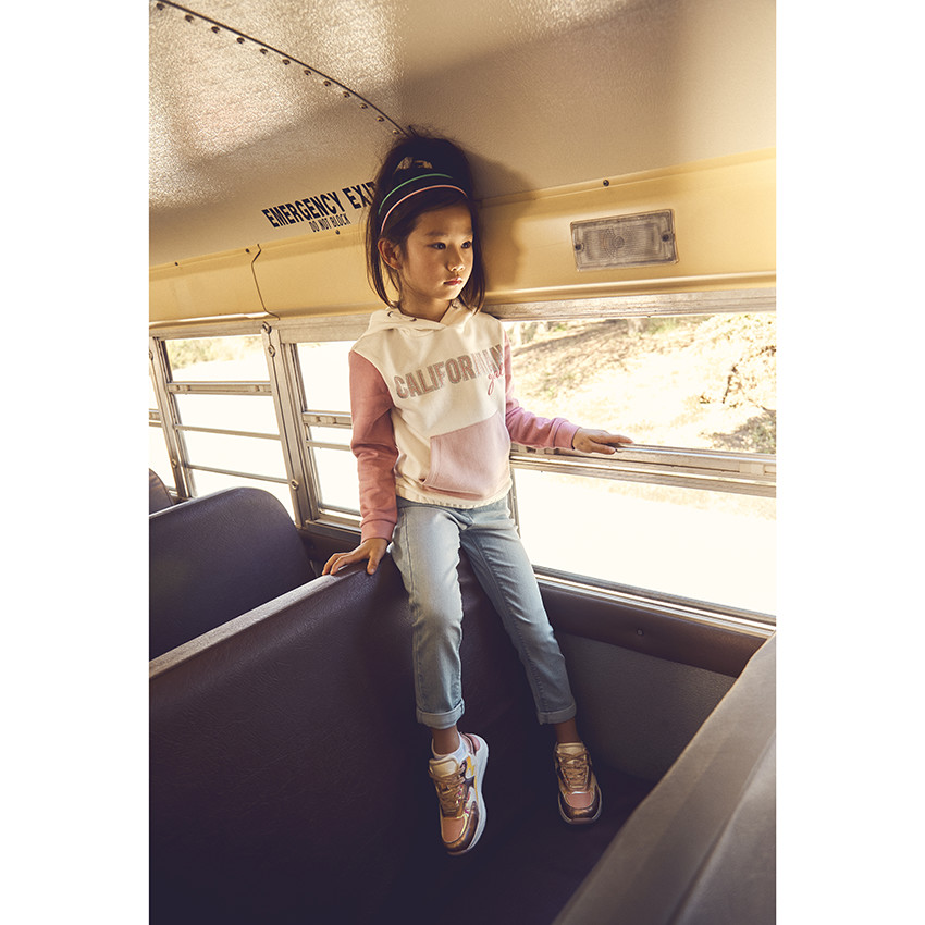 Sudadera con capucha efecto color block para niña 