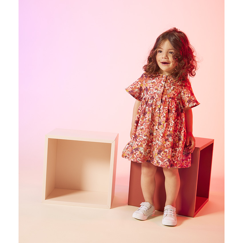 Vestido de manga corta en tela estampada de flores para niña bebé 