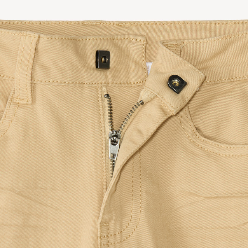 Pantalón slim liso para niño 