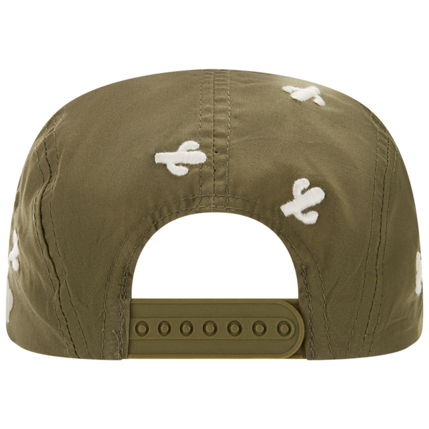Gorra con cactus bordados para niño 