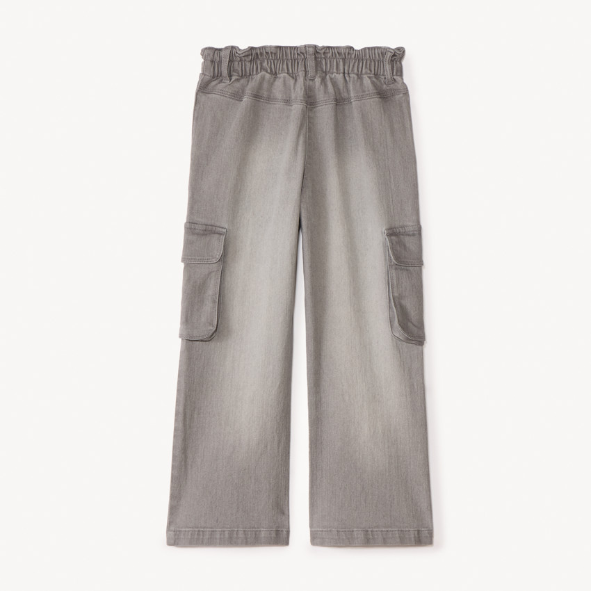 Jean amplio liso de denim estilo cargo con bolsillos para niña 