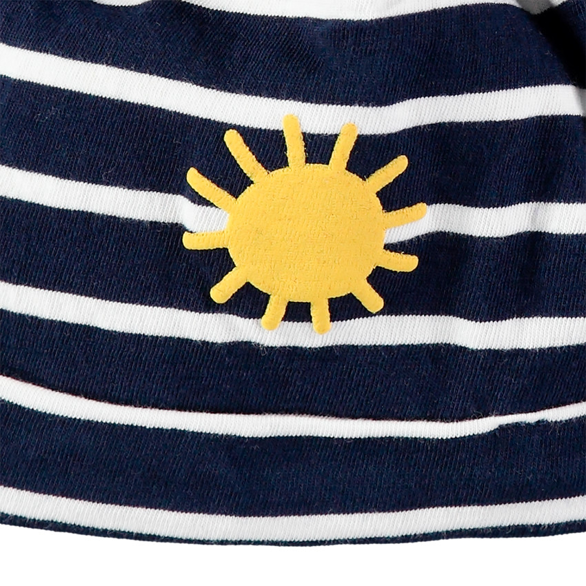 Gorro de jersey a rayas con estampado de sol 
