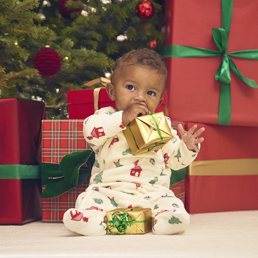 Pelele de terciopelo con estampado de árbol de Navidad para bebé (aberturas diferentes según la edad) 