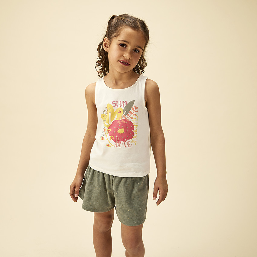 Conjunto de blusa sin mangas y short estampado para niña 