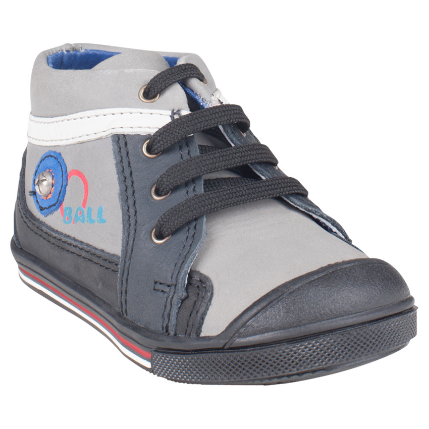 Botas bajas con cordones de cuero con remache con impreso 