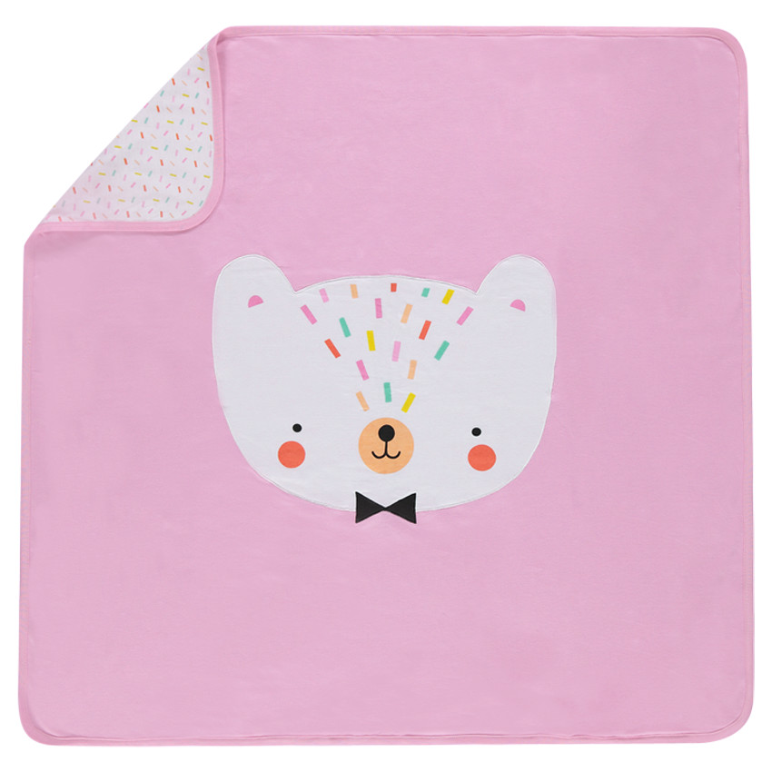 Manta con dibujo de animal y revés con dibujo de all over  Additional Manta con dibujo de animal y revés con dibujo de all over