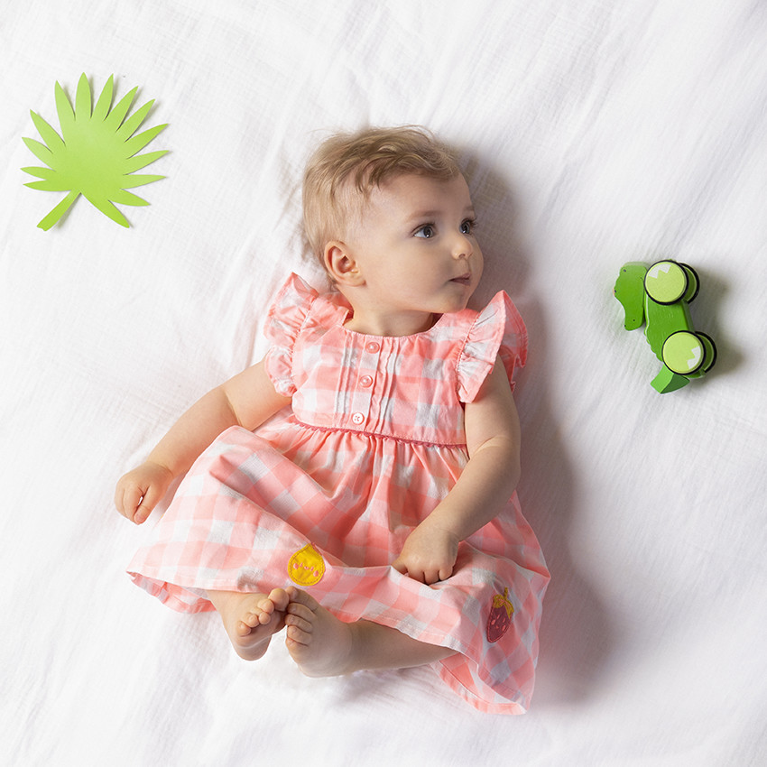 Robe en coton bio à carreaux et fruits brodés 