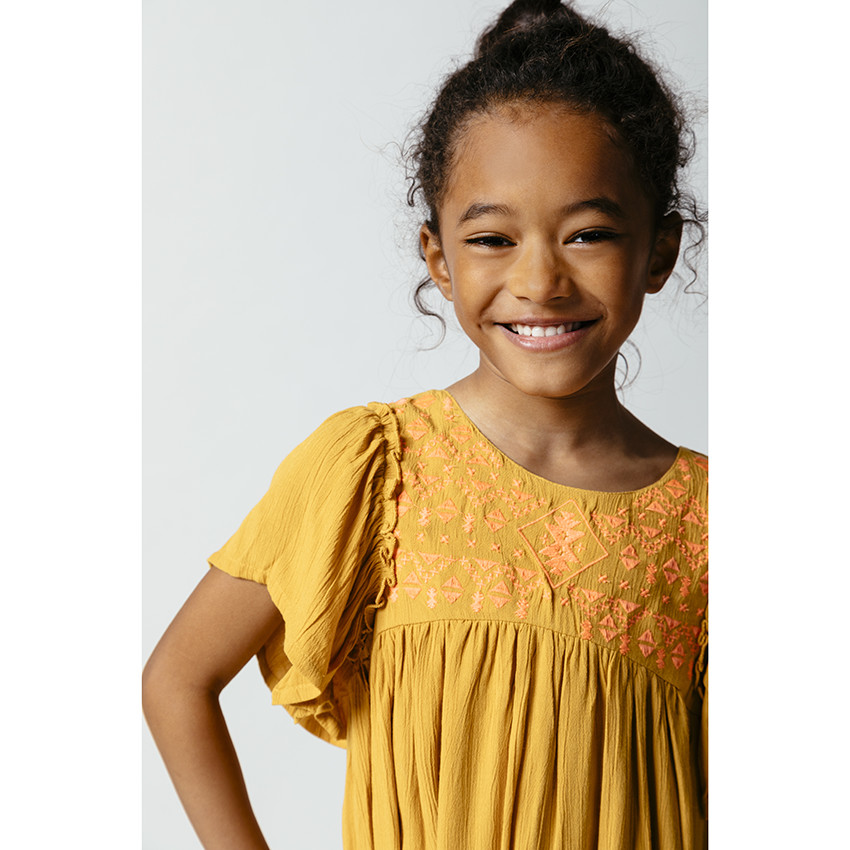 Vestido mangas con volantes estilo étnico 