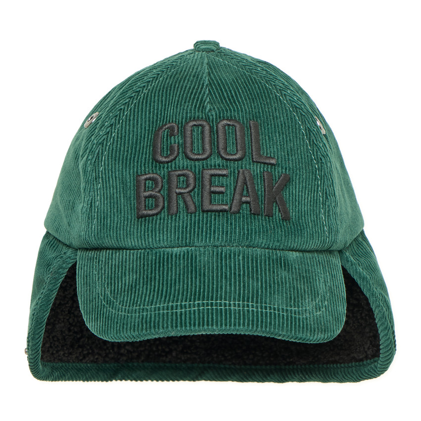 Gorra de niño de terciopelo con forro de sherpa. 