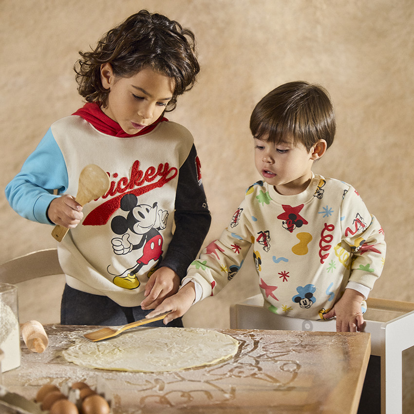 Conjunto de chándal efecto colorblock Mickey Disney para niño 