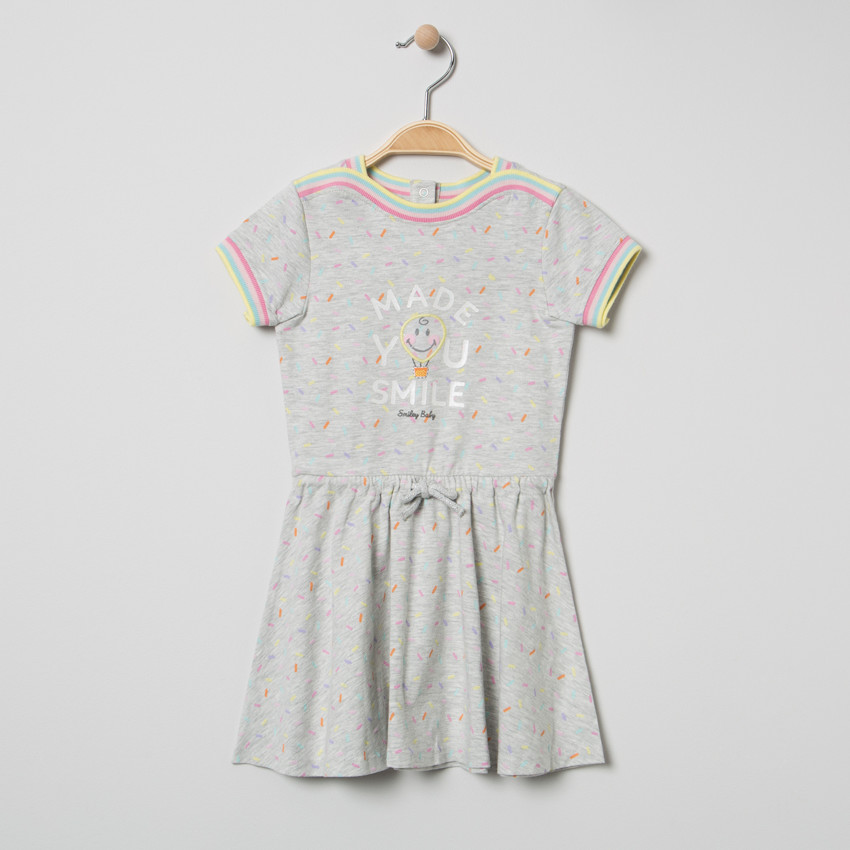 Vestido de manga corta de punto con estampado all over y Smiley bordado 