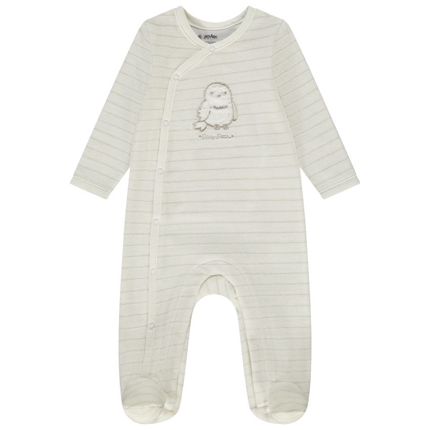 Pelele patch Hedwig Warner para bebé niña con aperturas diferentes según la edad 