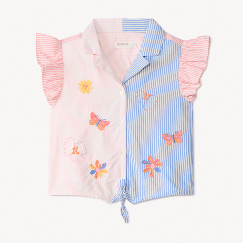 Camisa de manga corta en seersucker con bordado para niña 