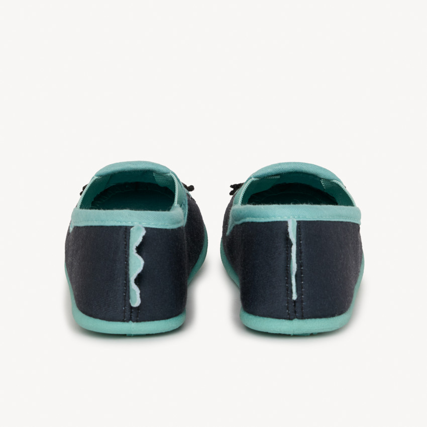 Zapatillas bajas negras con bordes azules y parche bordado de dinosaurio niño 