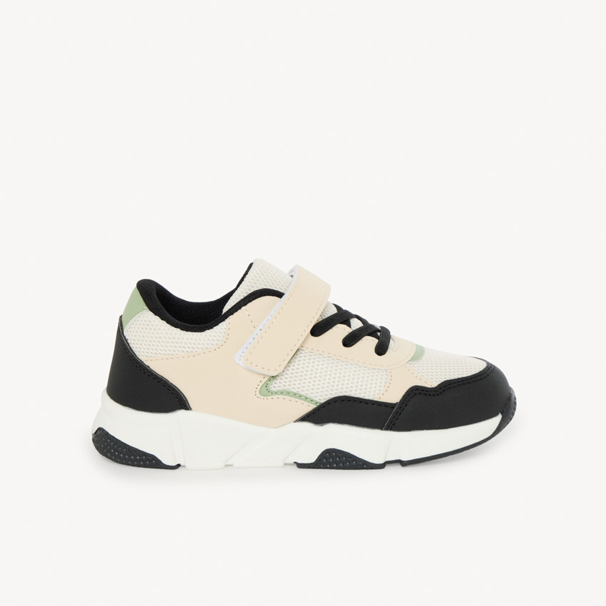 Bambas deportivas de malla con inserciones para niño 