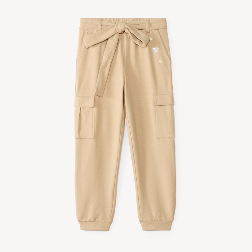 Pantalones de chándal para niña estilo cargo con cinturón ajustable. 