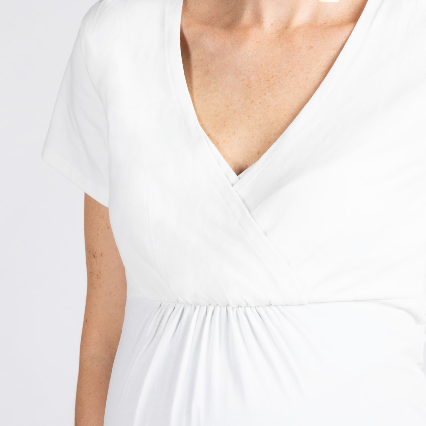 Camiseta cruzada de manga corta para embarazo y lactancia 