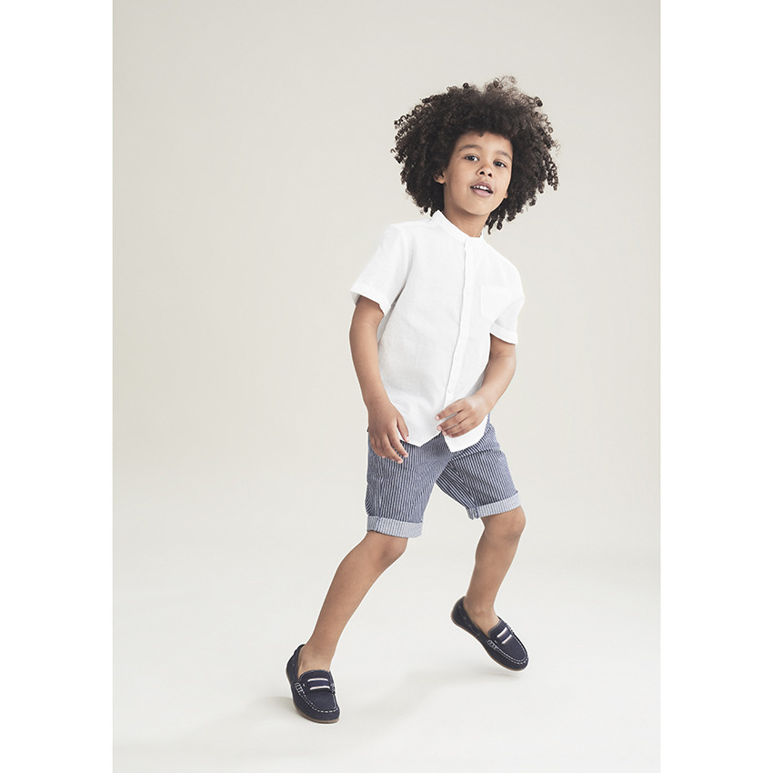 Pantalon corto de rayas verticales all-over 