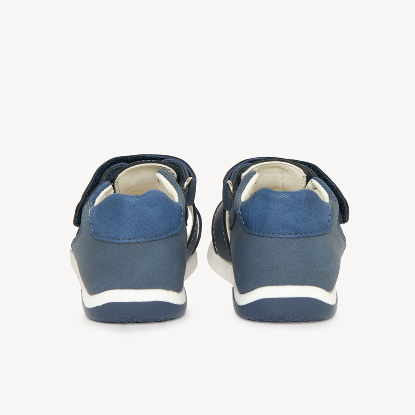 Sandalias cerradas con velcro para bebé niño 