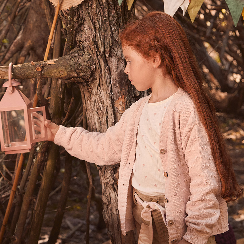 Chaleco de punto liso efecto fantasía para niña 