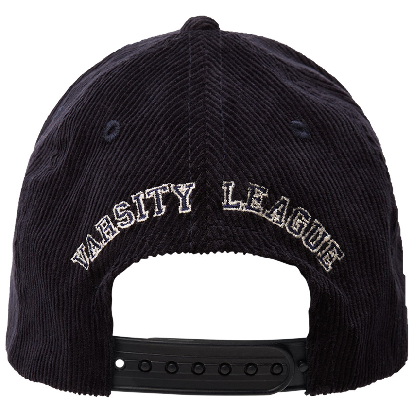 Gorra de terciopelo con bordado 3D para niño 