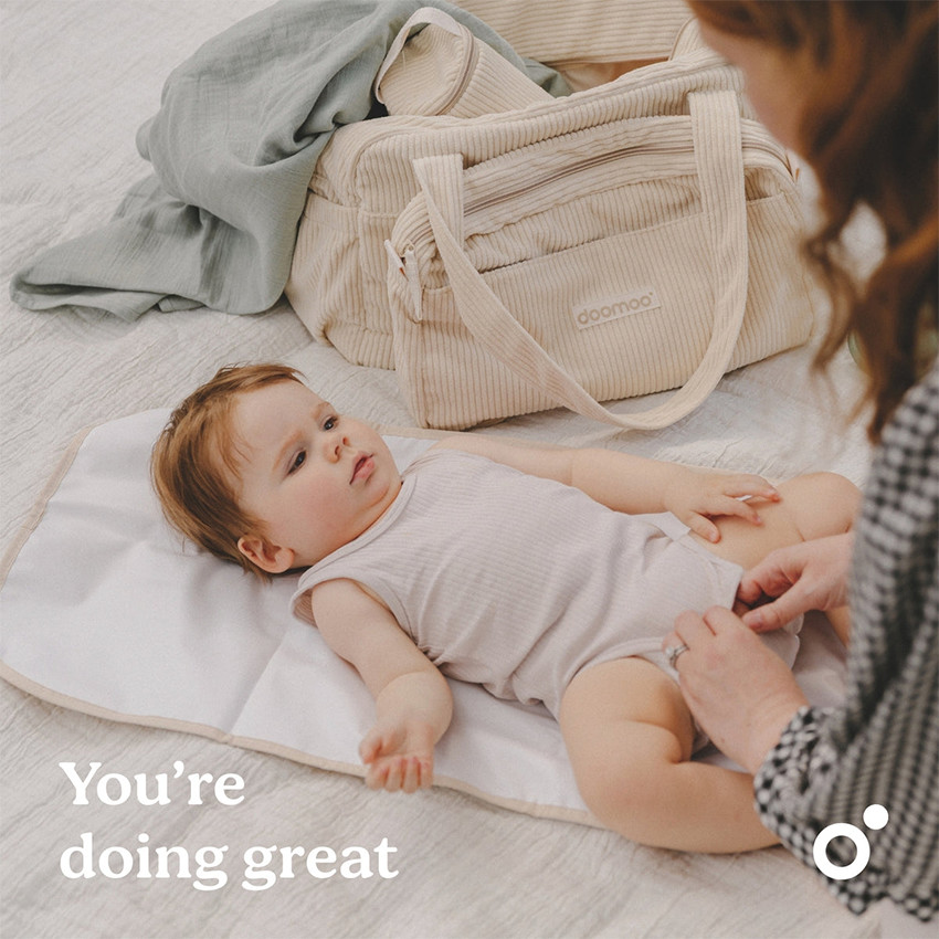 Bolso maternidad Fluffy de pana beige 