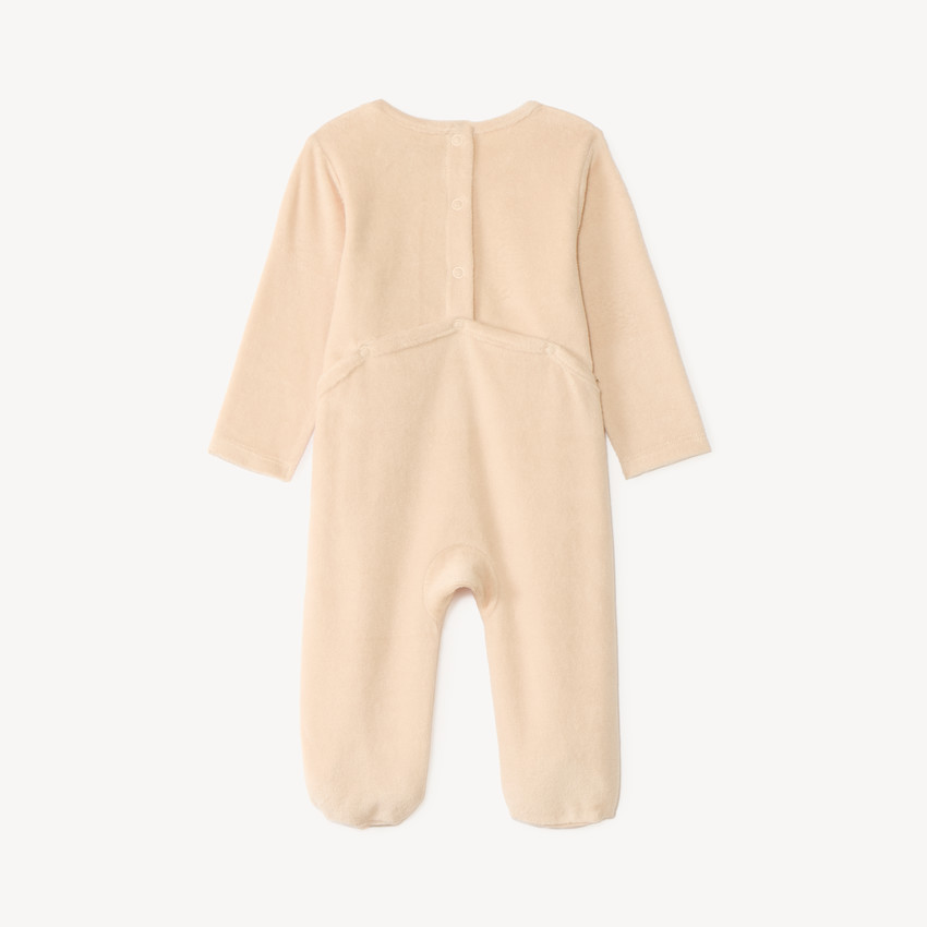Pijama de niña en terciopelo con estampado lindo. 