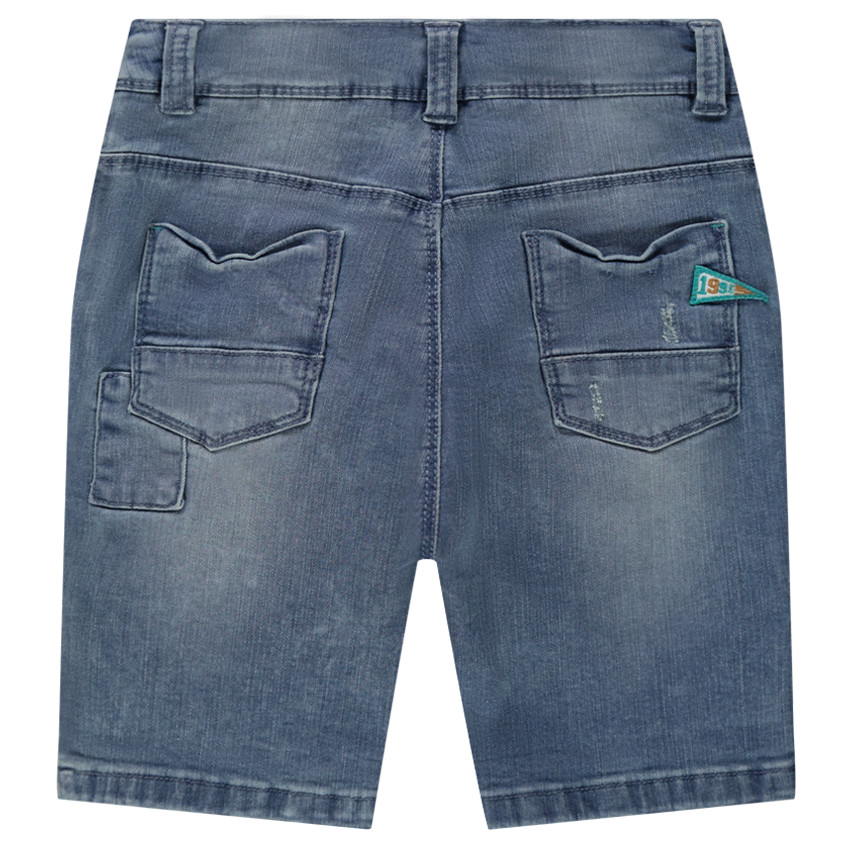 Bermudas vaqueras efecto gastado con parches cosidos 