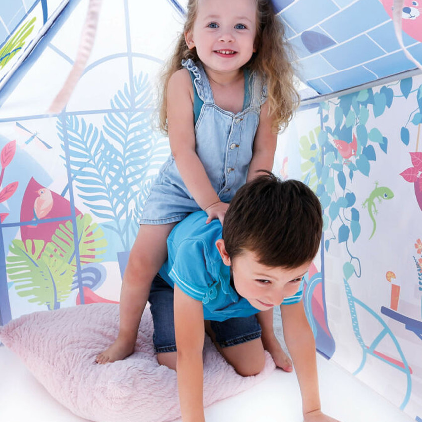 Tienda de campaña para interior con forma de casa 