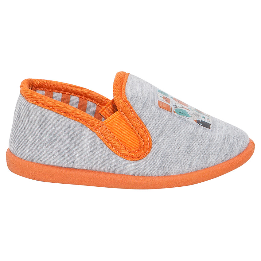 Zapatillas bajas de punto con parches de monstruos plastificados 