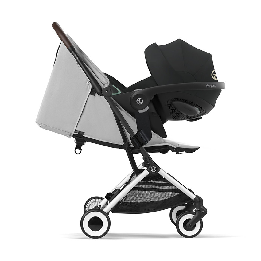 Carrito de bebé ultra compacto Orfeo chasis silver color fog grey 