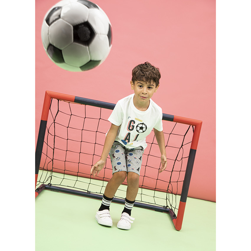 Ensemble avec t-shirt motif ballon en sequins magiques et bermuda 