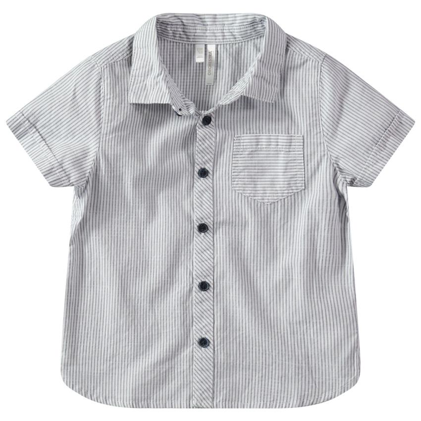 Camisa de manga corta con rayas verticales y bolsillo 