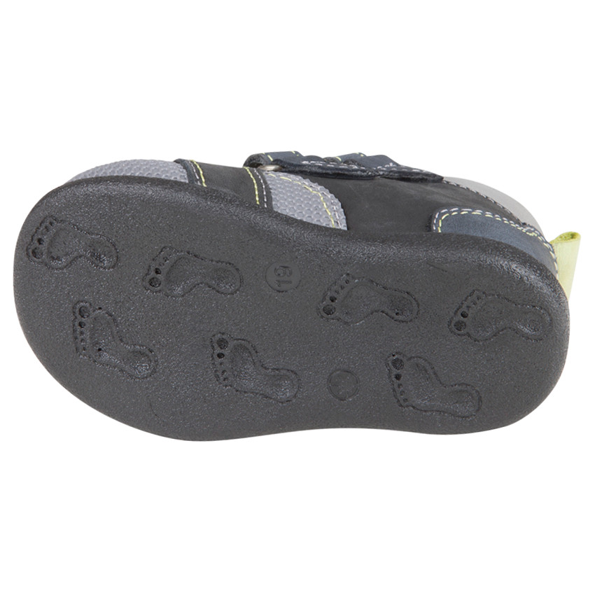 Botas bajas con velcro de cuero con aplicación 