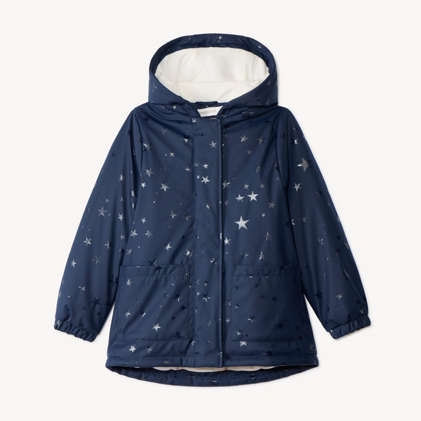 Parka de goma con estampado de estrellas y forro de sherpa para niña 