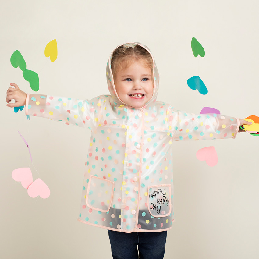 Cortavientos con capucha transparente con lunares all over y mensaje estampado  Additional Cortavientos con capucha transparente con lunares all over y mensaje estampado