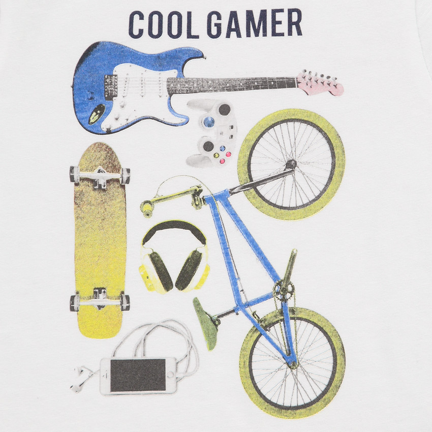 Conjunto camiseta manga corta y bermudas 