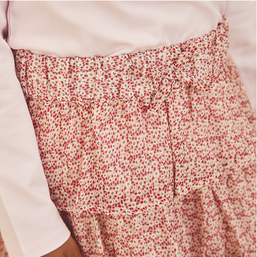 Falda corta con volantes estampado fantasía para niña 