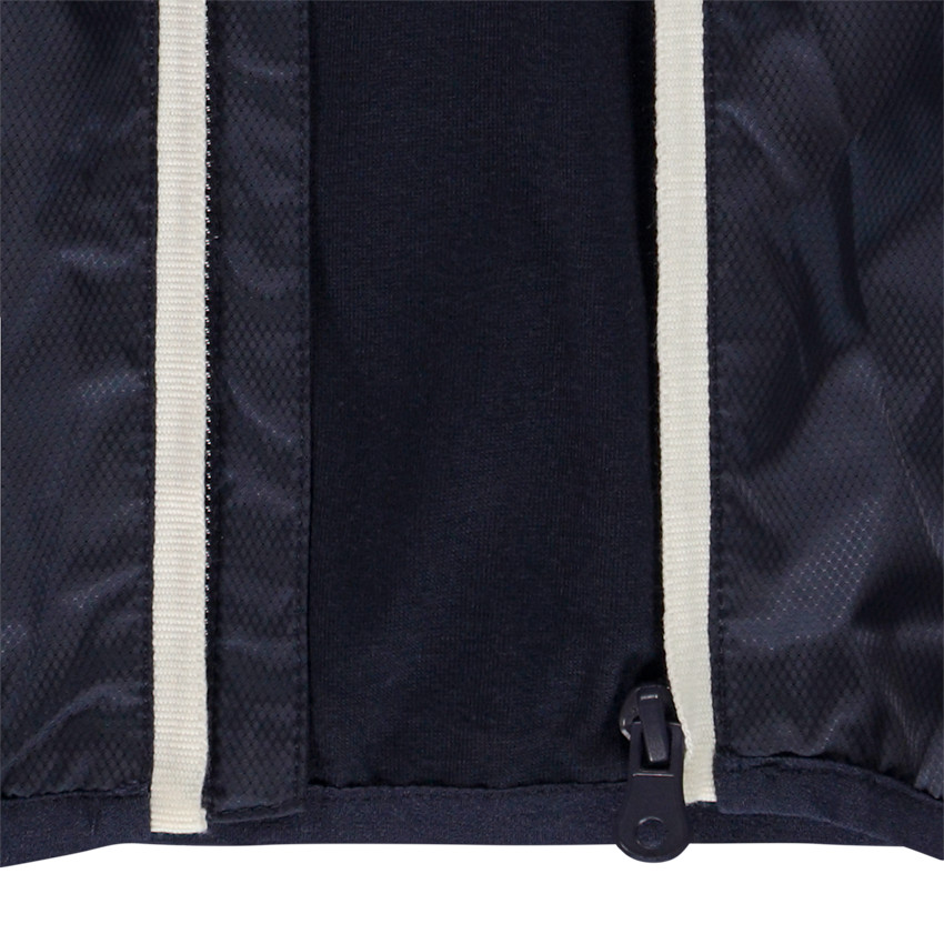 Cortavientos con 50% de poliéster reciclado para niño 