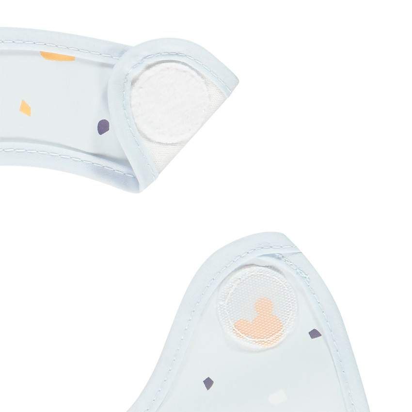 Bavoir plastifié à scratch Disney Mickey Main Bavoir plastifié à scratch Disney Mickey