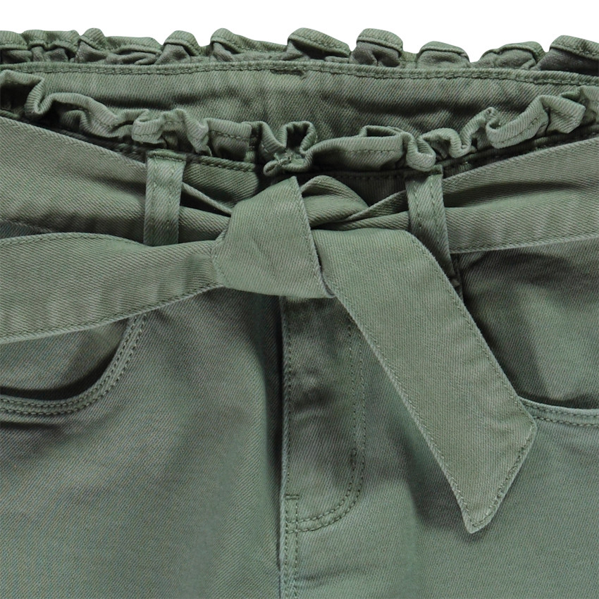 Pantalón vaquero verde liso con efecto denim y cinturón para niña 