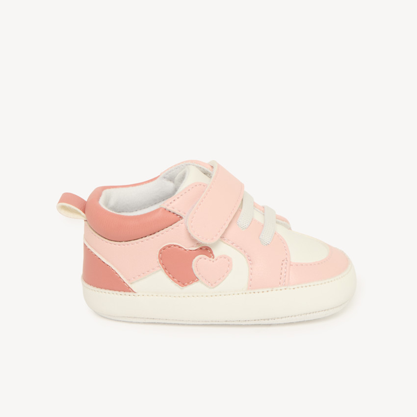 Zapatillas de bebé para niña con corazones, cordones elásticos y velcro. 