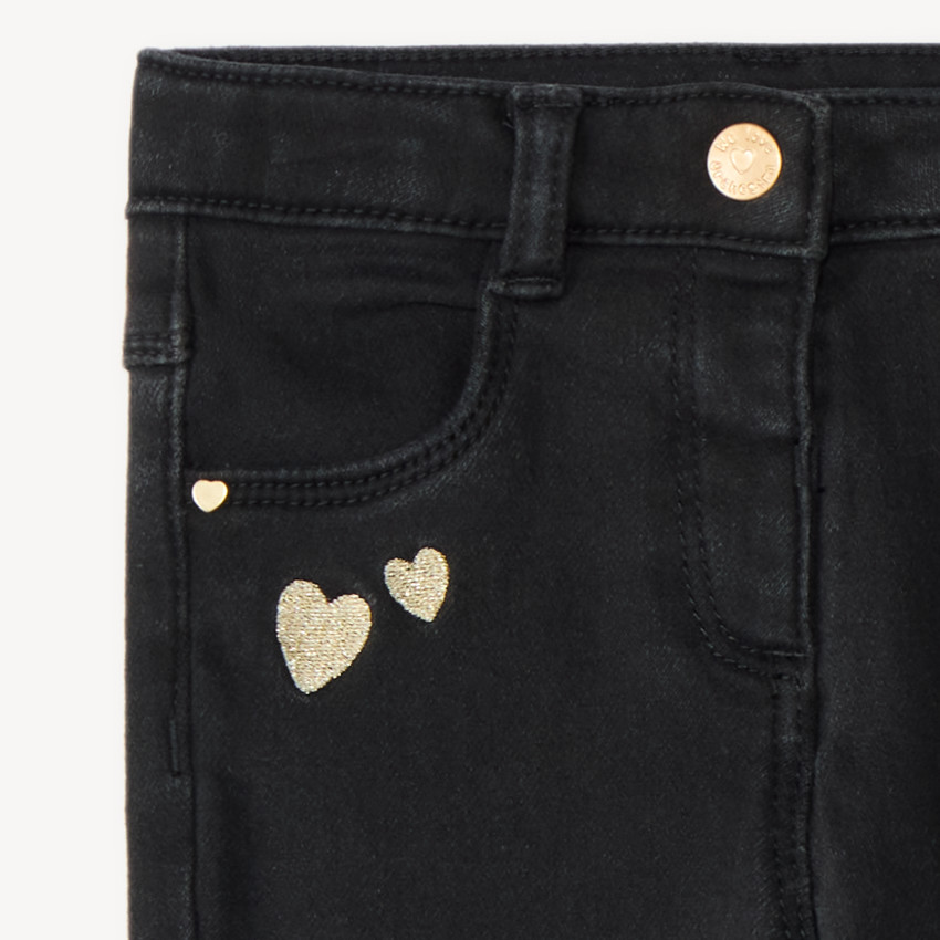 Vaqueros slim con bordados de corazones dorados para bebé niña 