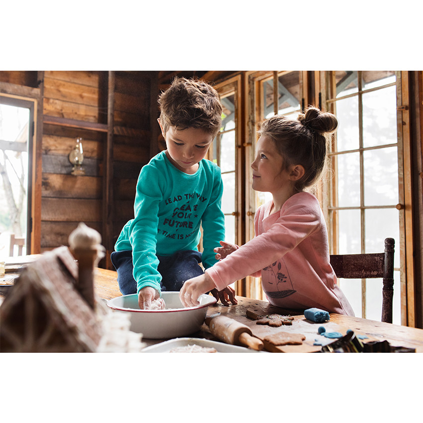 Pijama bimaterial con inscripciones estampadas  Additional Pijama bimaterial con inscripciones estampadas