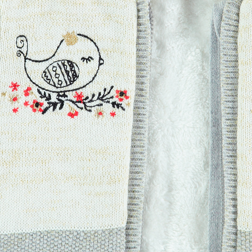 Chaqueta con capucha de punto con forro de borreguillo y pájaros bordados  Additional Chaqueta con capucha de punto con forro de borreguillo y pájaros bordados