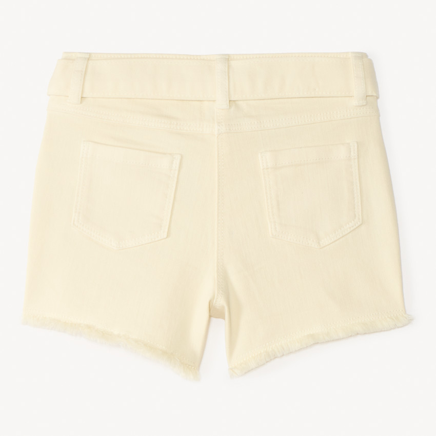 Pantalones cortos de denim con detalles bordados y cinturón para atar para niña. 
